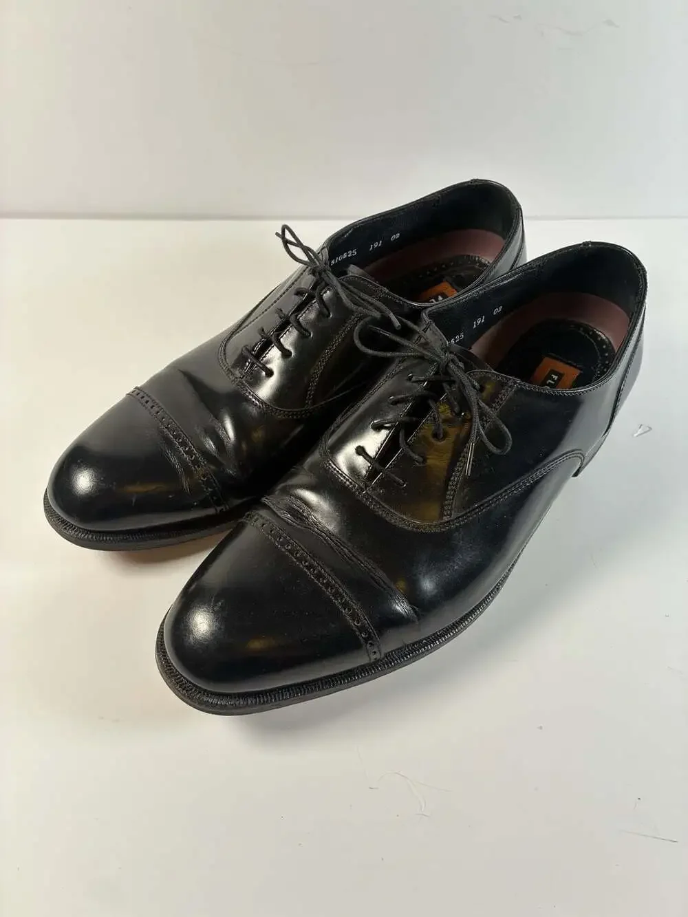 Florsheim Lexington Perfed Tip Cap Toe Oxford Dress Shoes in Black Size 11.5